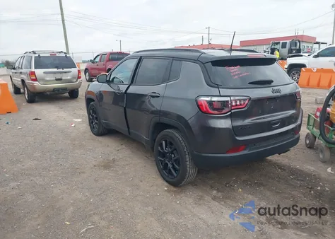 2022 Jeep Compass Altitude 4X4 from USA, damaged, VIN 3C4NJDBB2NT184571